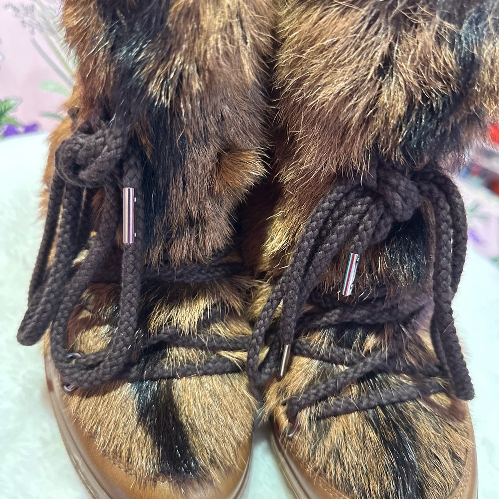 Isabel Marant Tan Fur-Lined Winter Boots - Picture 9 of 9